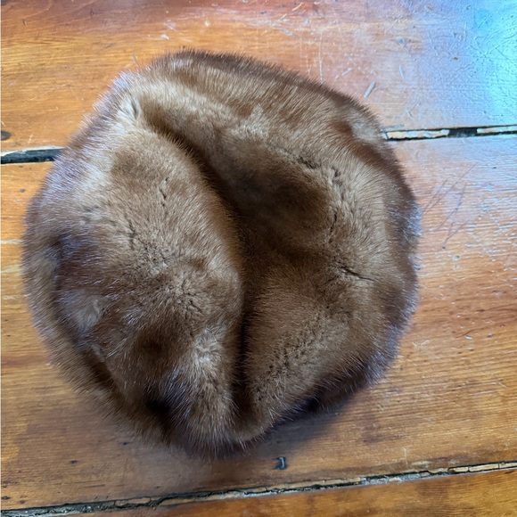 Vintage floppy mink beret - Picture 6 of 7